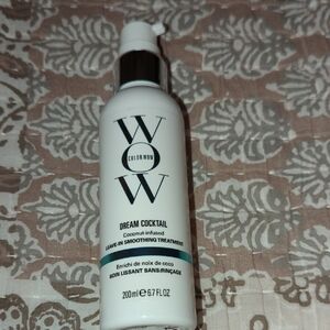 Color Wow Dream Cocktail.